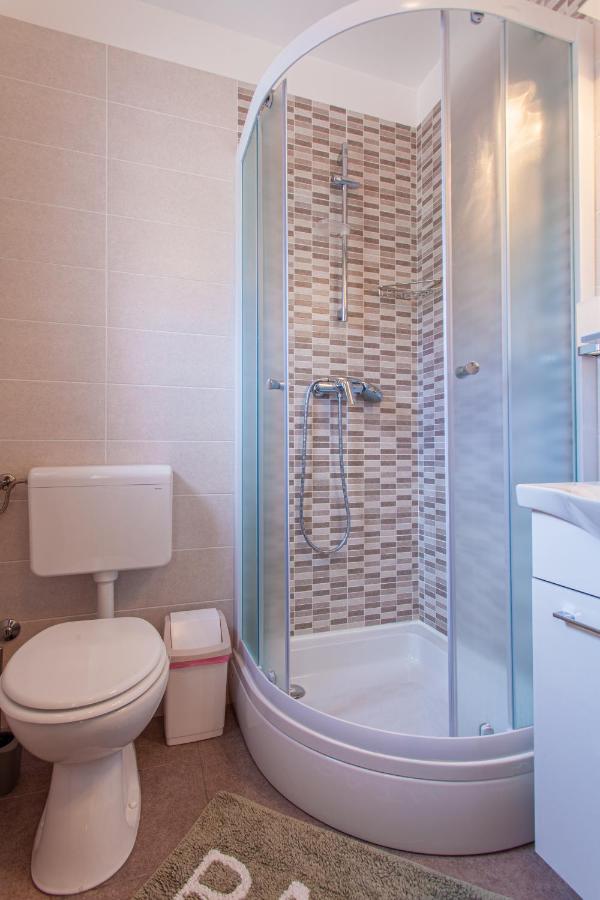 Room Laudina Cres Exterior foto